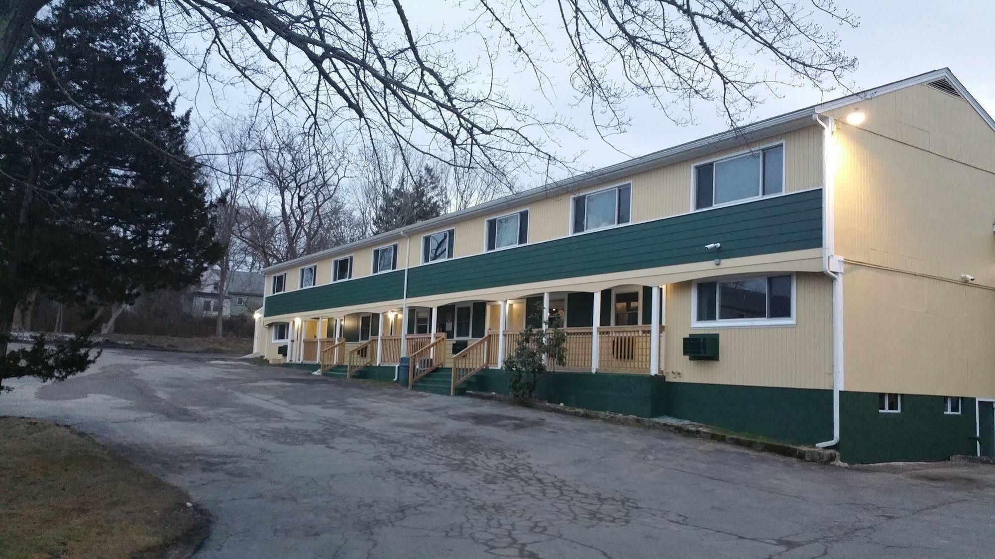 达特茅斯汽车旅馆 Dartmouth 外观 照片